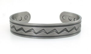 Magnetic Solid Copper Bangle – BG13S