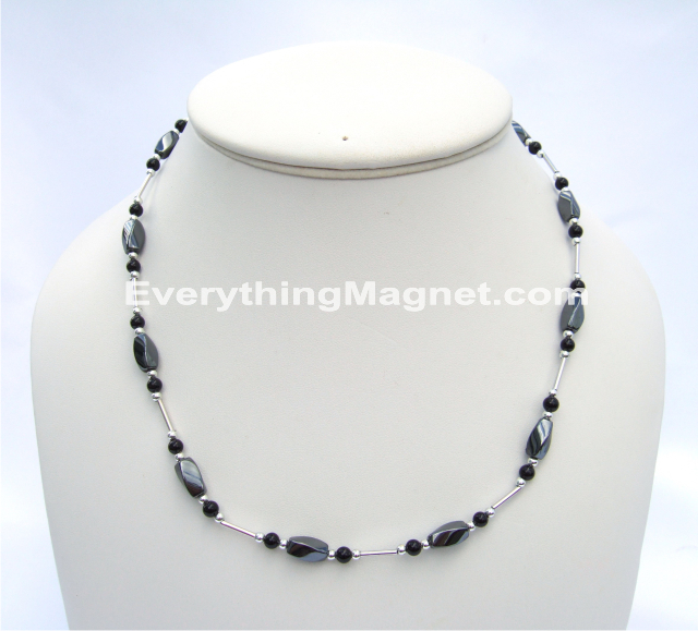 Magnetic Beaded Necklace - BN15