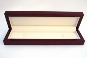 Oak Wood 9 1/8″ by 2 1/2″ Gift Box – GBL4R