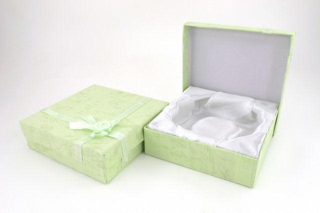 Green 3 1/2″ by 3 1/2″ Gift Box – GBS2LG