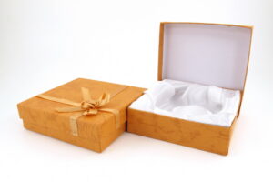 Orange 3 1/2″ by 3 1/2″ Gift Box – GBS2OR