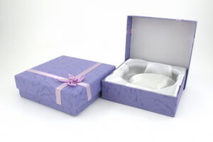 Purple 3 1/2″ by 3 1/2″ Gift Box – GBS2PP