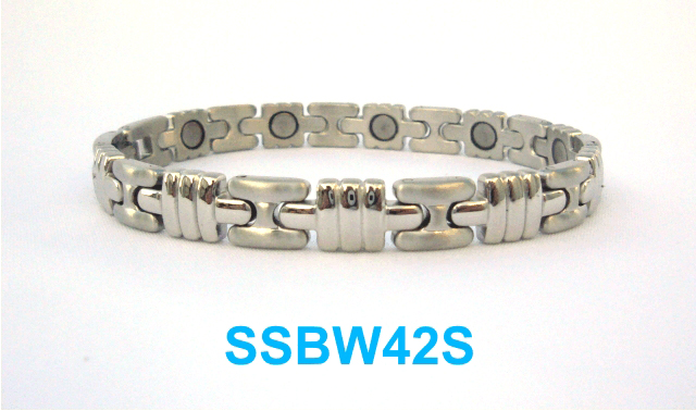 Magnetic Stainless Steel Bracelet - SSBW42S
