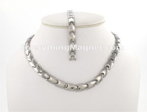 Magnetic Titanium Necklace(17 7/8 inch) Bracelet Set – TITNB202S
